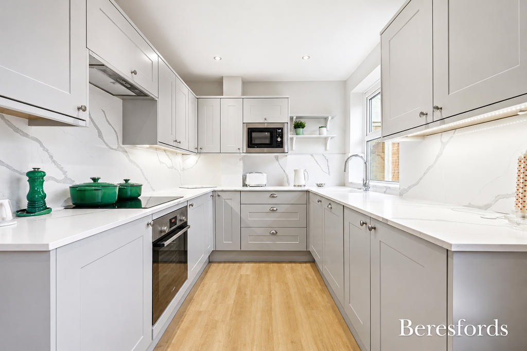 Property photo 1 of 14 Kitchen