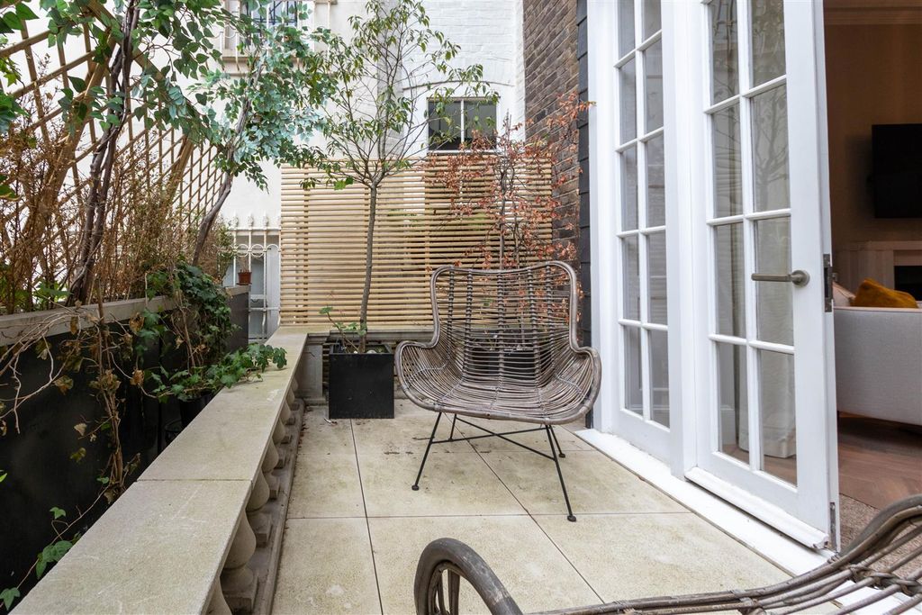 Property photo 2 of 16 Terrace.Jpg