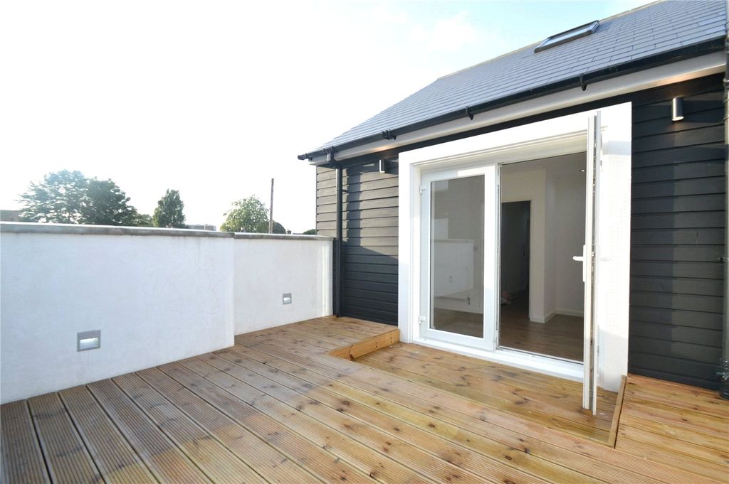 Property photo 1 of 9 Picture No. 04