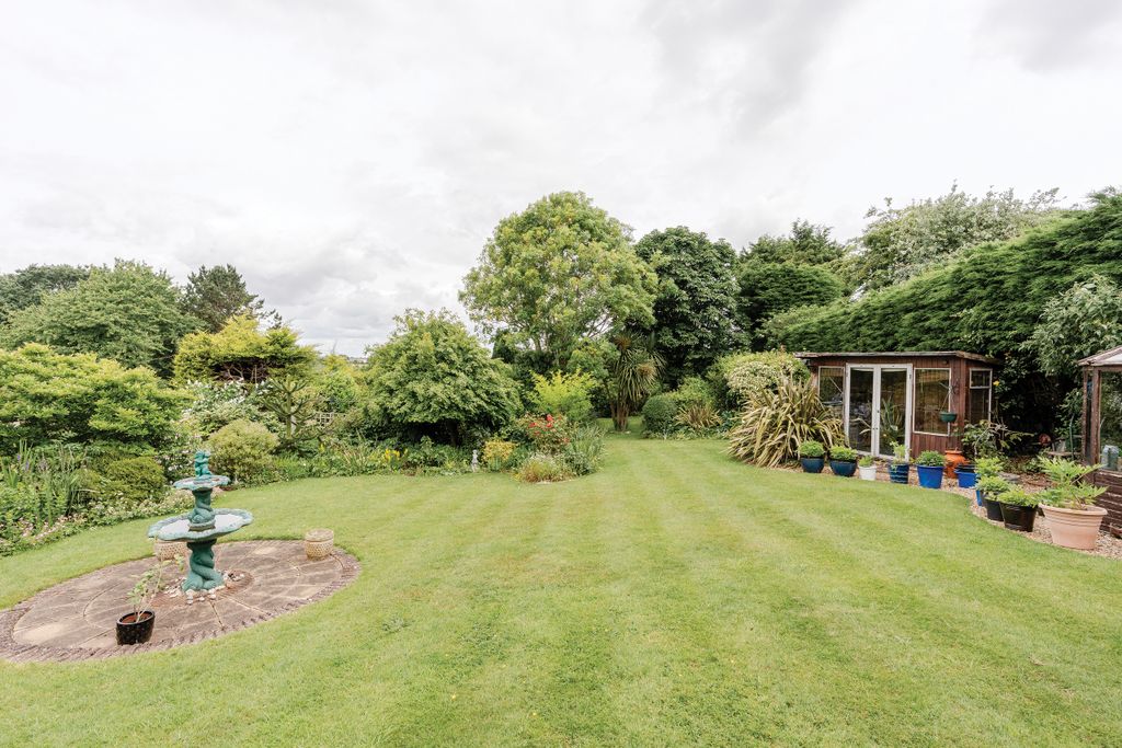 Property photo 3 of 27 Rear Garden