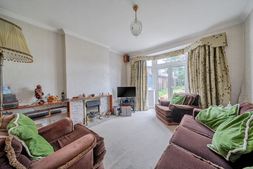 Property photo 2 of 16 Picture 2