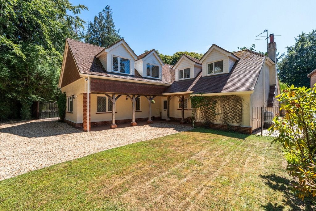 Property photo 1 of 43 Front Elevation