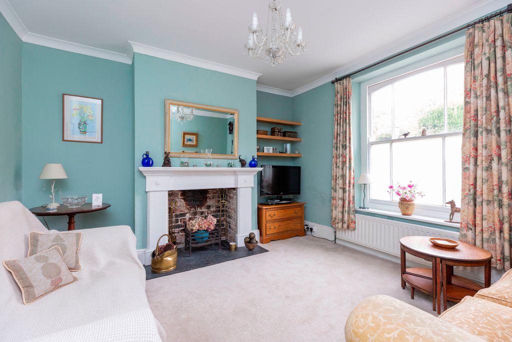 Property photo 3 of 22