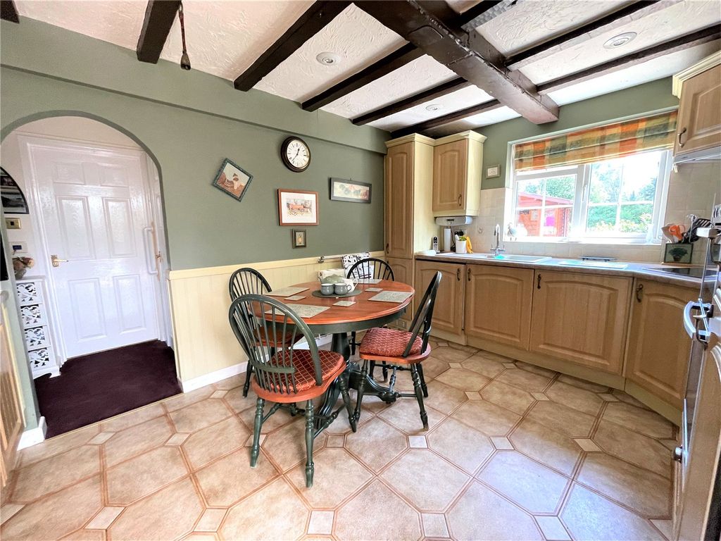 Property photo 2 of 12 Kitchen