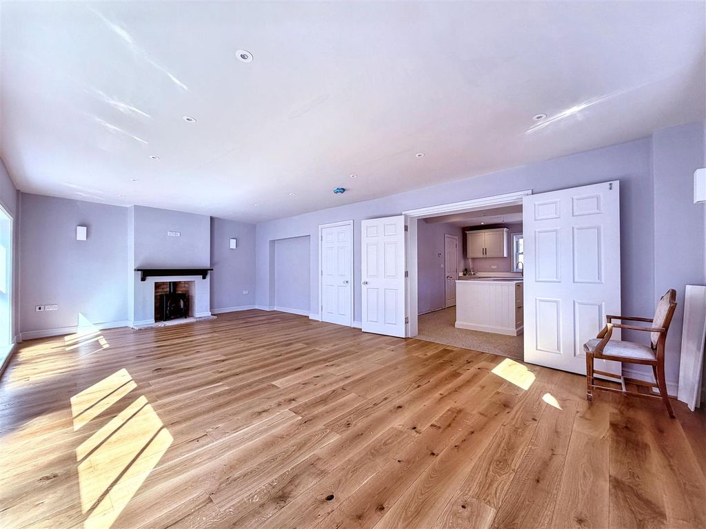 Property photo 3 of 19 Img_9117.Jpg