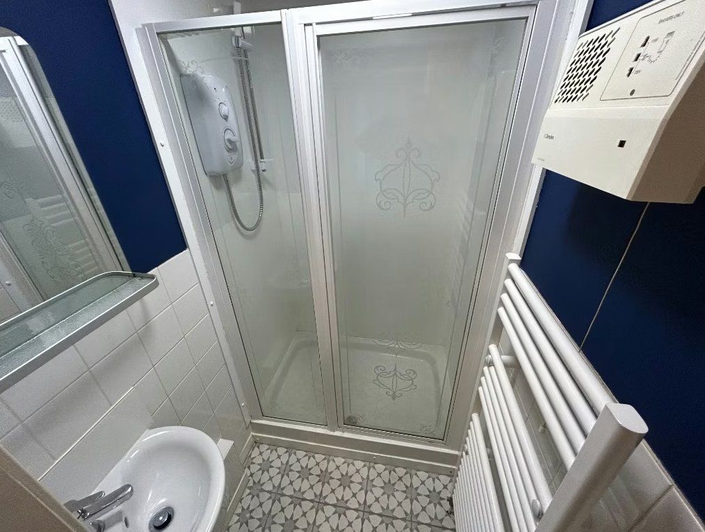 Property photo 2 of 8 Photo 2