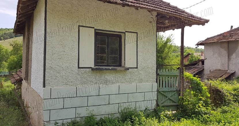 Property photo 1 of 6