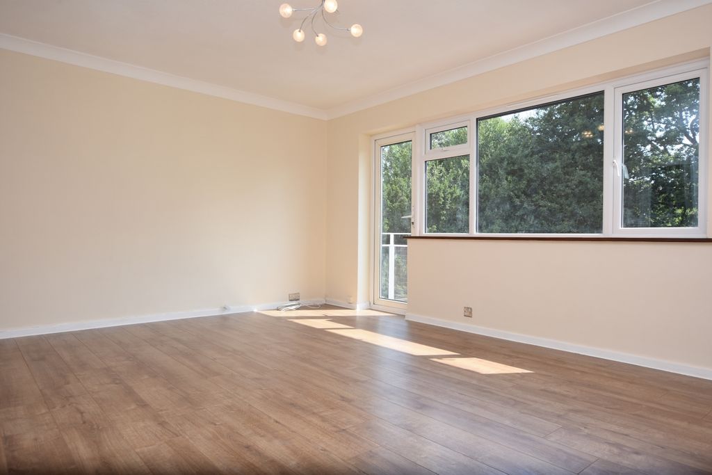 Property photo 2 of 8 Living Room