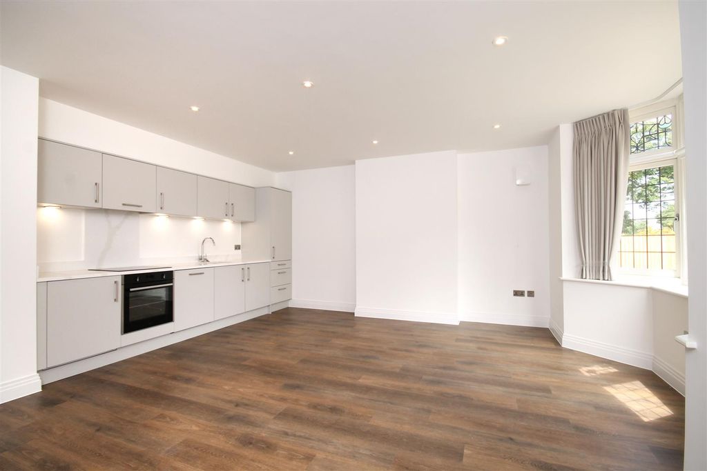 Property photo 2 of 8 Img_5749.Jpg