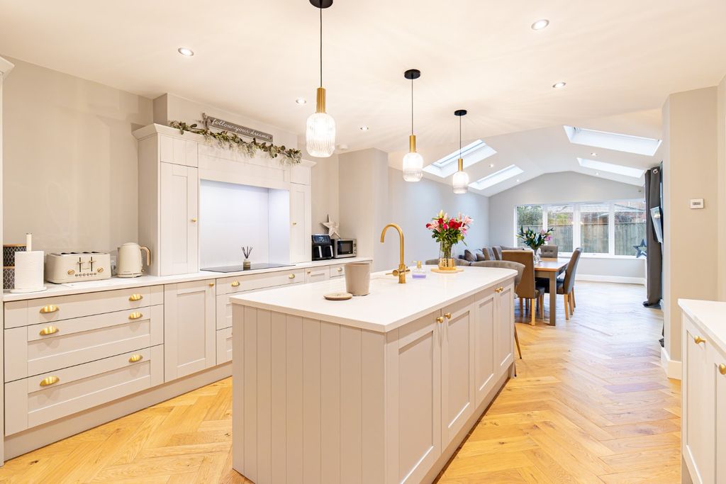 Property photo 3 of 44 58933612