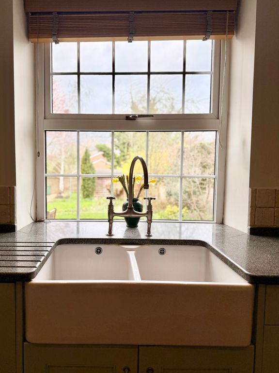 Property photo 3 of 15 Belfast Sink