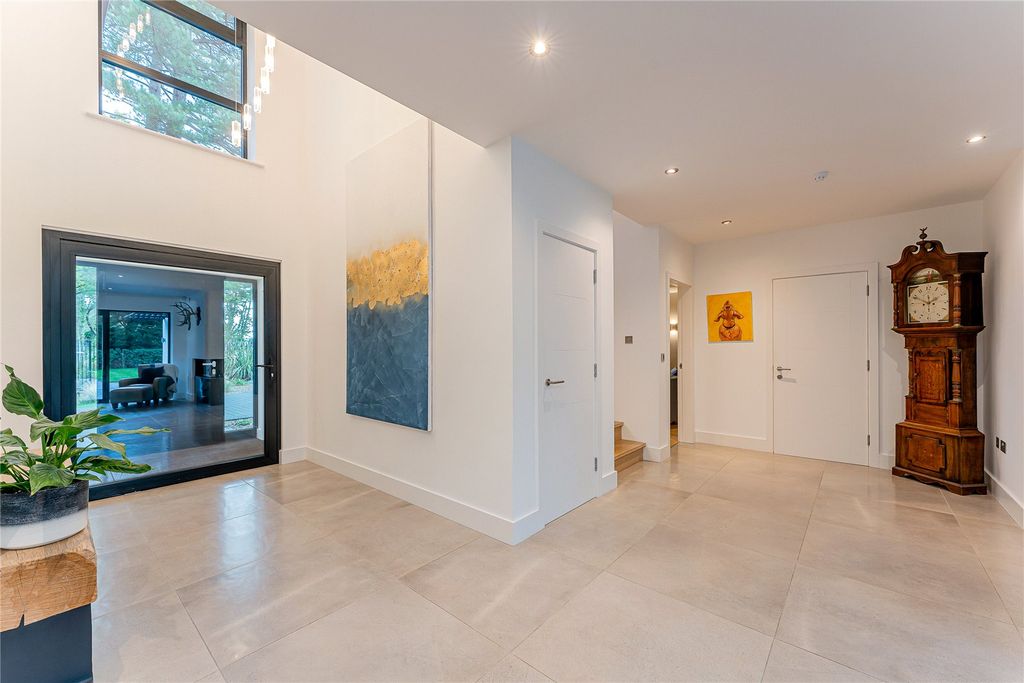 Property photo 2 of 22 Reception Hall