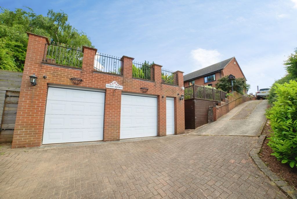 Property photo 1 of 23 Pbox-Img.Jpg