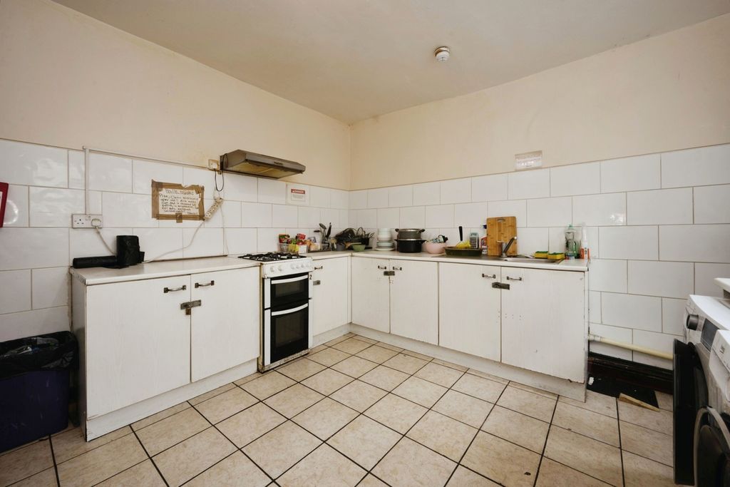 Property photo 2 of 13 Kitchen
