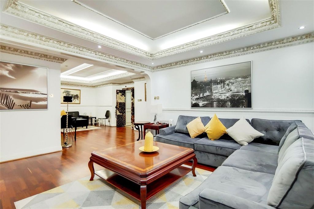 Property photo 1 of 12 4_Reception-0.Jpg