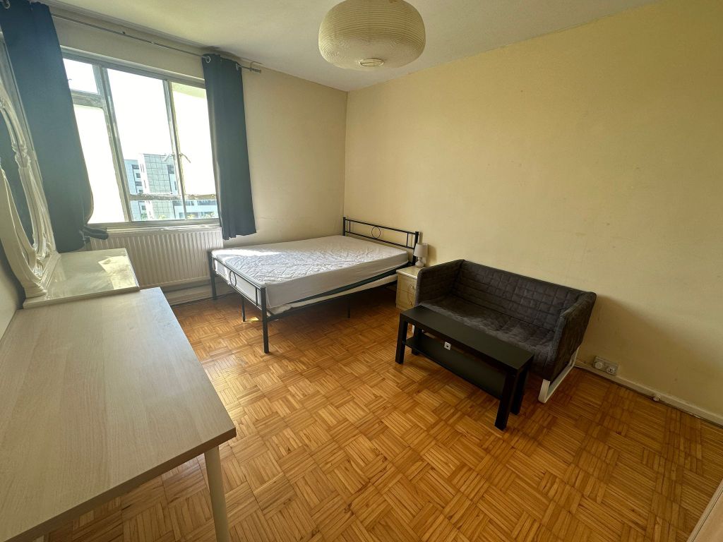 Property photo 2 of 6