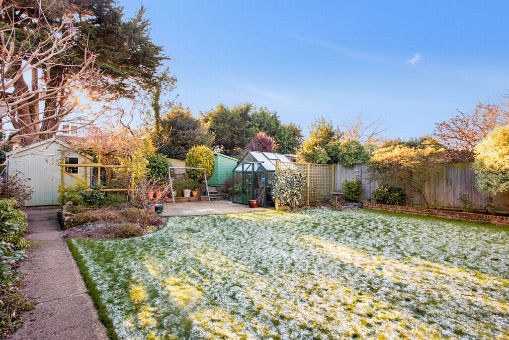 Property photo 2 of 25 Garden