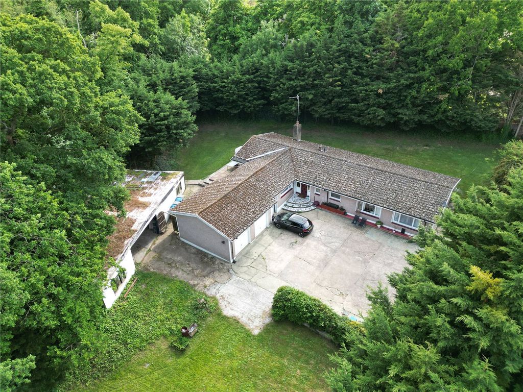 Property photo 2 of 11 Drone