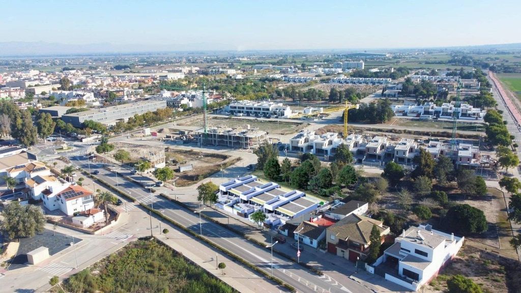 Property photo 2 of 7