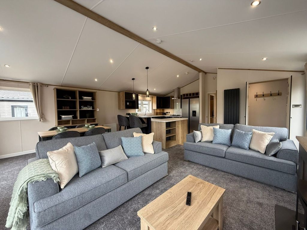 Property photo 2 of 6 Whatsapp Image 2025 10 26 At 15.36.53 1B65Dfd3.Jpg