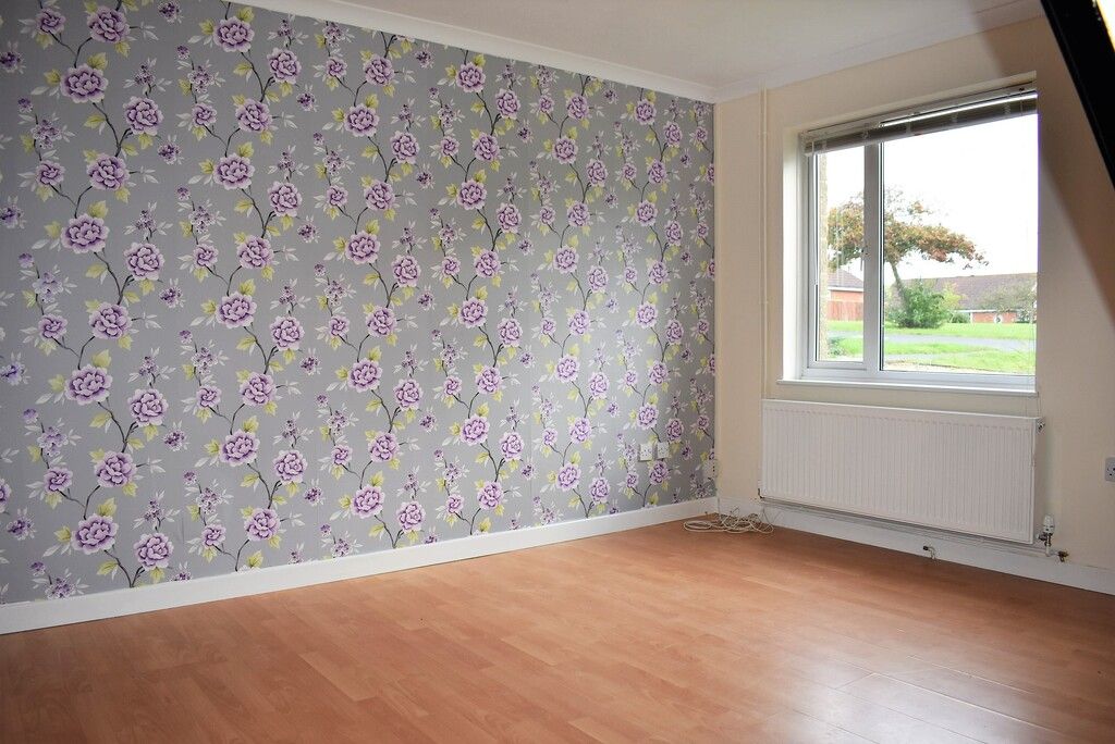 Property photo 2 of 13 Lounge