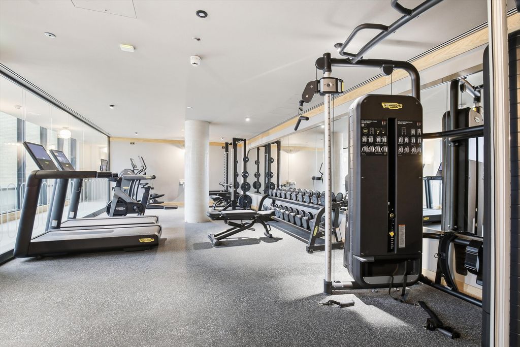 Property photo 3 of 26 Image