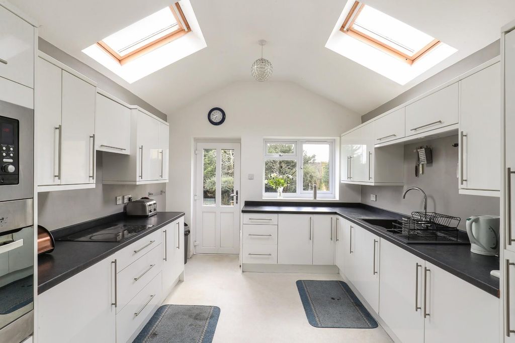 Property photo 3 of 26 Ph28_6392012.Jpg