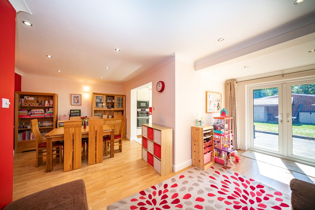 Property photo 3 of 16 10-Fernville-Lane-3003