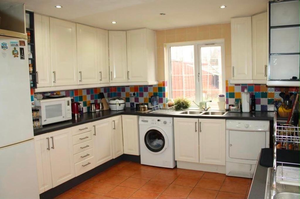 Property photo 3 of 7