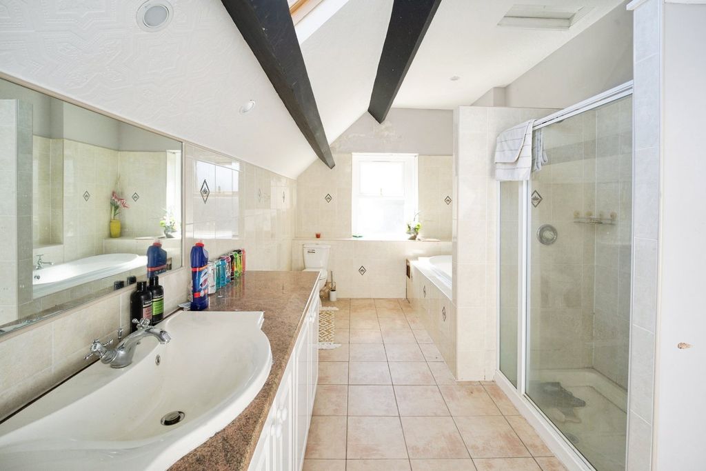 Additional image 15 of 11 bed country house for saleGlenholme Park, Clayton, Bradford BD14