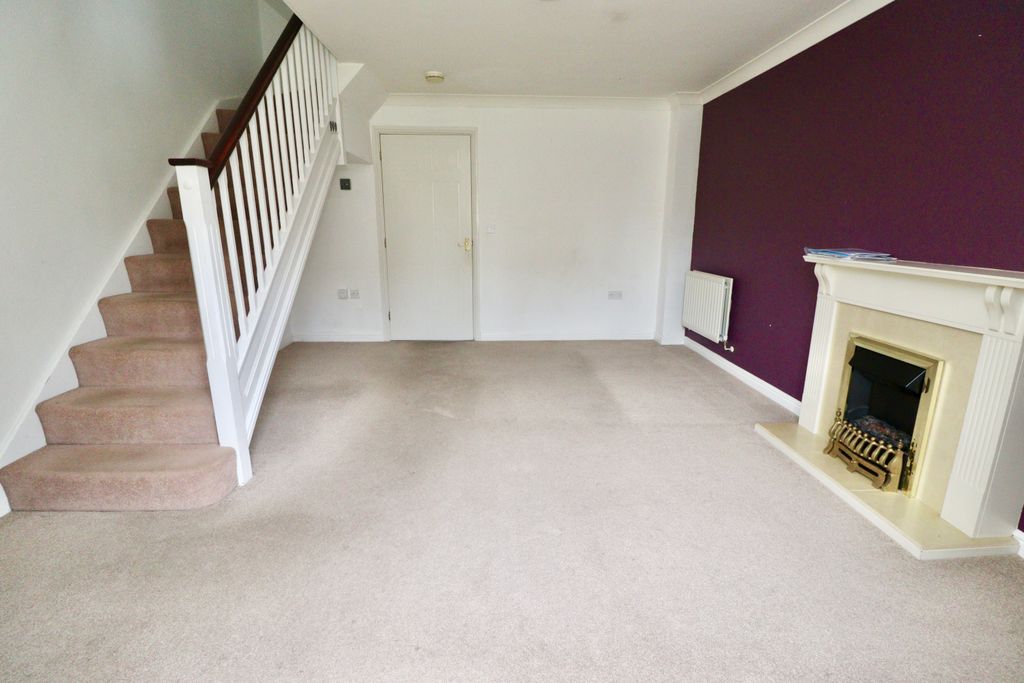 Property photo 3 of 13 Img_4447