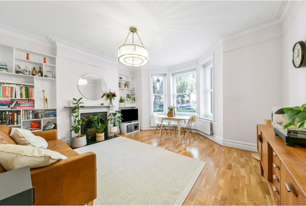 Property photo 2 of 7