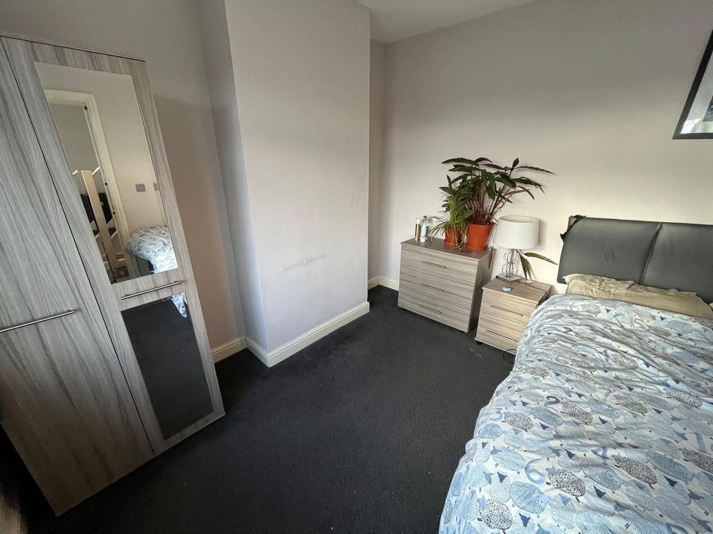 Property photo 3 of 4