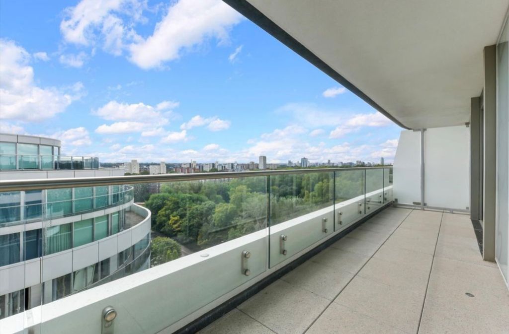 Property photo 1 of 14 Dd5E6B17-A00B-42E1-815B-04A90c556298