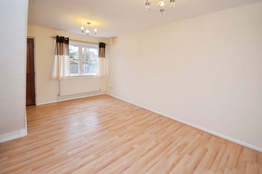 Property photo 2 of 8 Reception