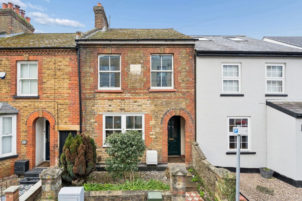 Property photo 1 of 19