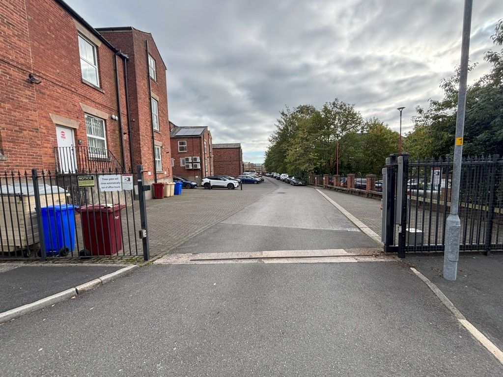 Property photo 3 of 5 Photo 3