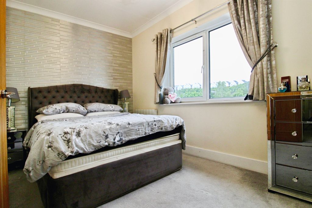 Additional image 8 of 2 bed flat for saleMarconi Avenue, Penarth CF64