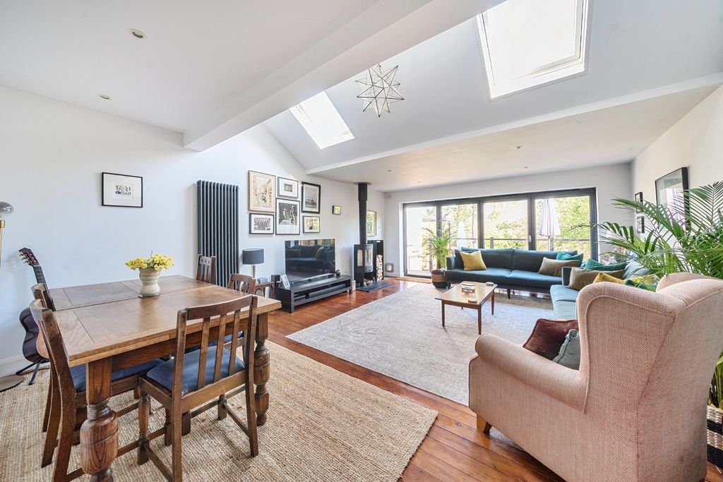 Property photo 2 of 14 Picture No. 62