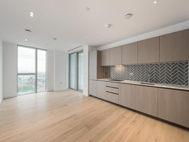 Property photo 1 of 11 2400361