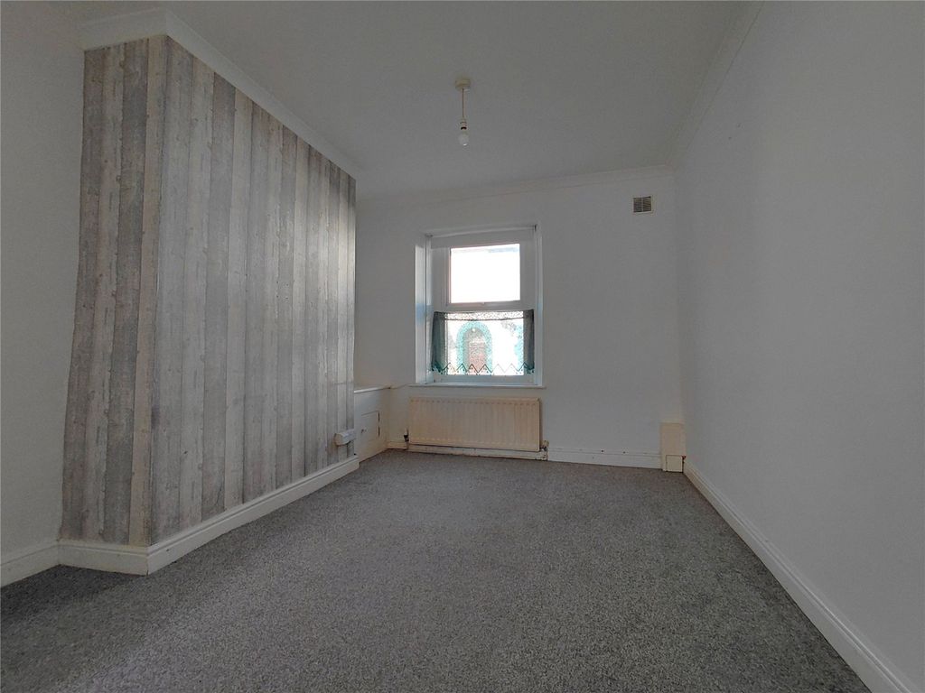 Property photo 3 of 12 Picture No. 26