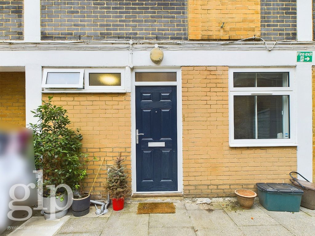 Property photo 3 of 13 2552227