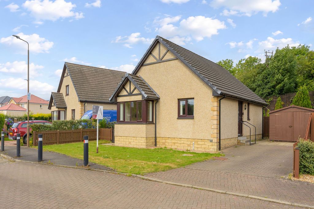 Property photo 1 of 31