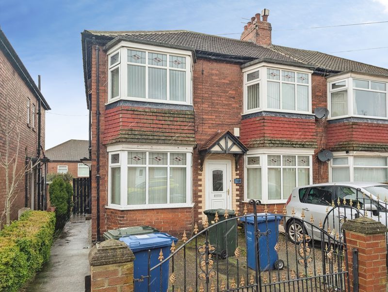 Property photo 1 of 8 Photo 5