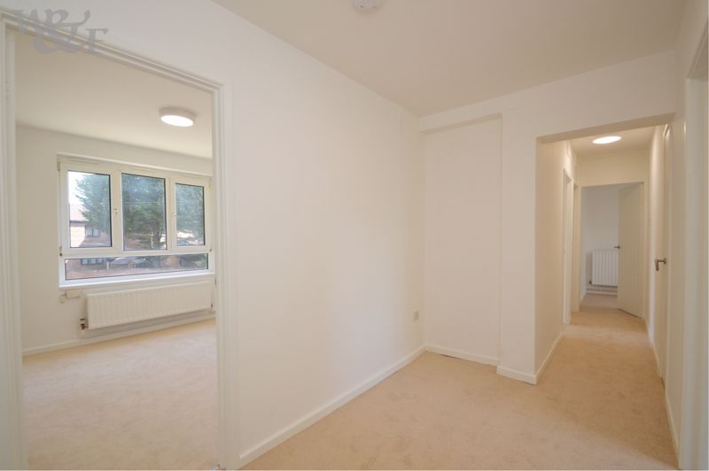 Property photo 3 of 23 Photo 12