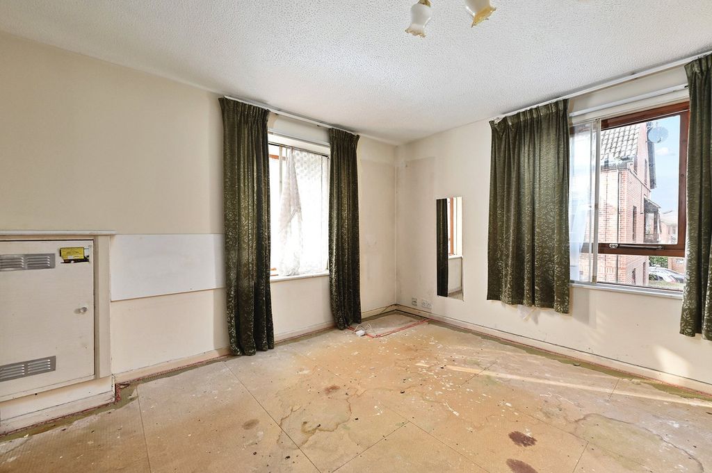Property photo 2 of 10 Picture No. 03