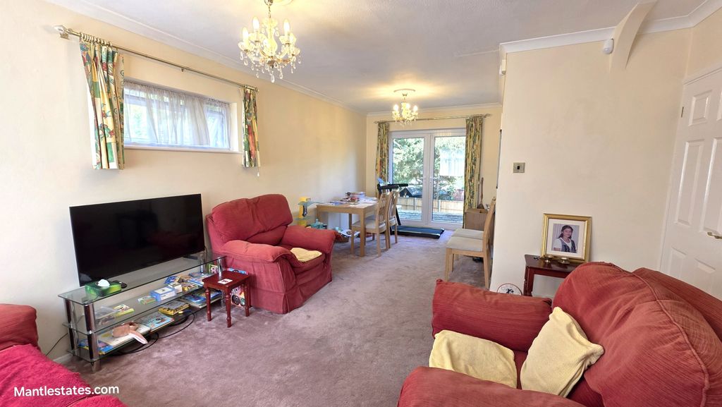 Property photo 1 of 20 3 Bed Semi-Detached House For Sale Ibsley Way, Cockfosters En4