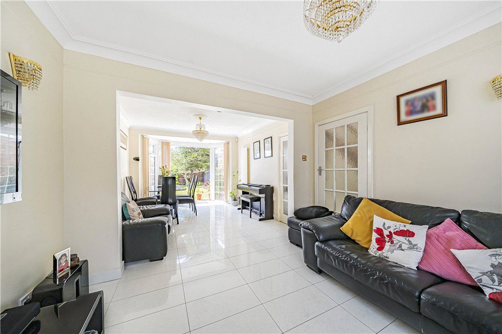 Property photo 2 of 20 Picture No. 02