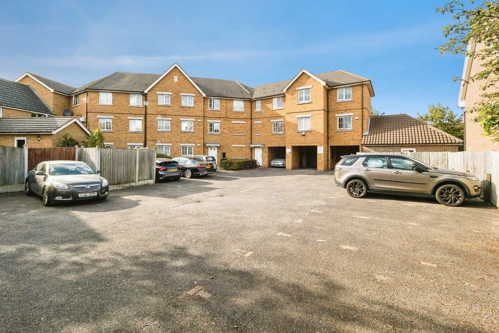 Property photo 1 of 11 Pbox-Img.Jpg