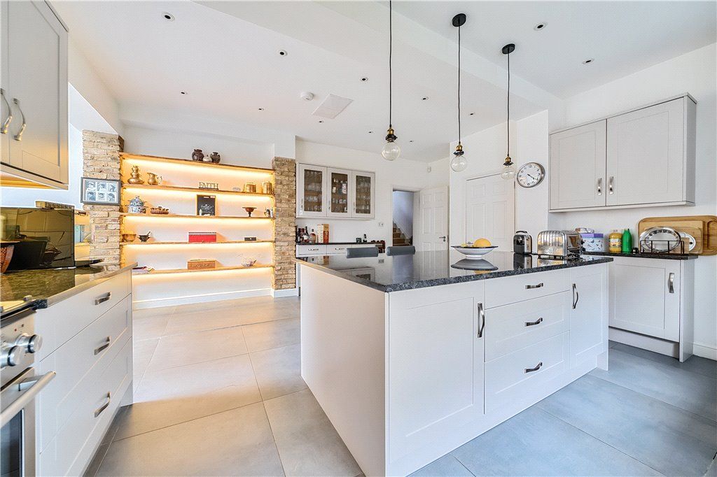 Additional image 7 of 6 bed detached house for saleThe Avenue, Hatch End, Pinner HA5
